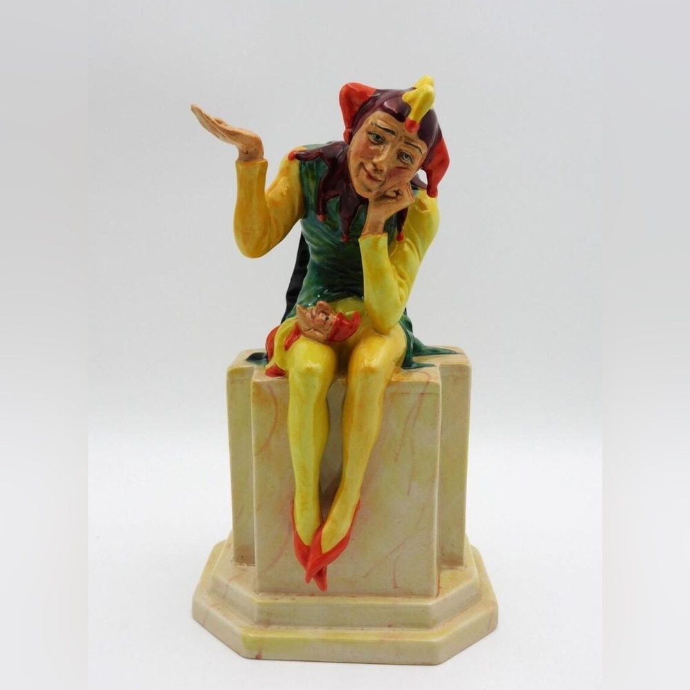 RARE LIMITED EDITION -CARLTON WARE - *The Jester*